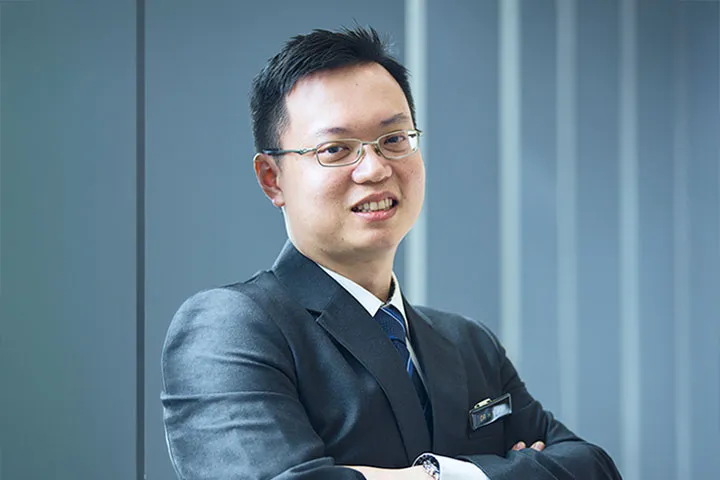 Dr Koh Hong Yi